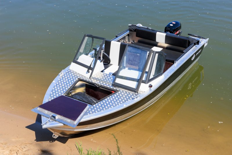 Алюминиевая моторная лодка салют Pro Mirage (Мираж)