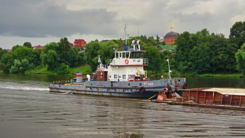Теплоход буксир толкач РТ-600