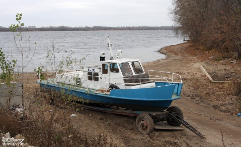 Катер КС 100