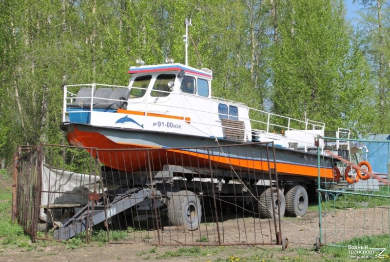 Речной катер кс100