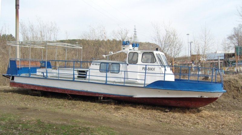 Речной катер кс100