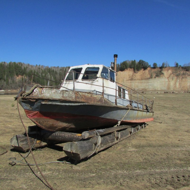 Катер КС 100