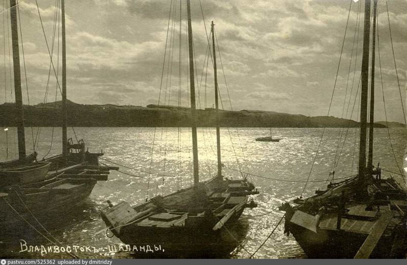 Шаланда лодка черное море