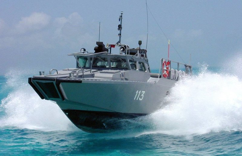 Combat Boat cb90h
