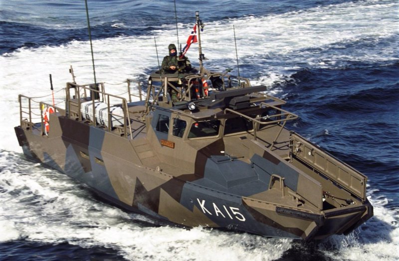Cb90 Combat Boat