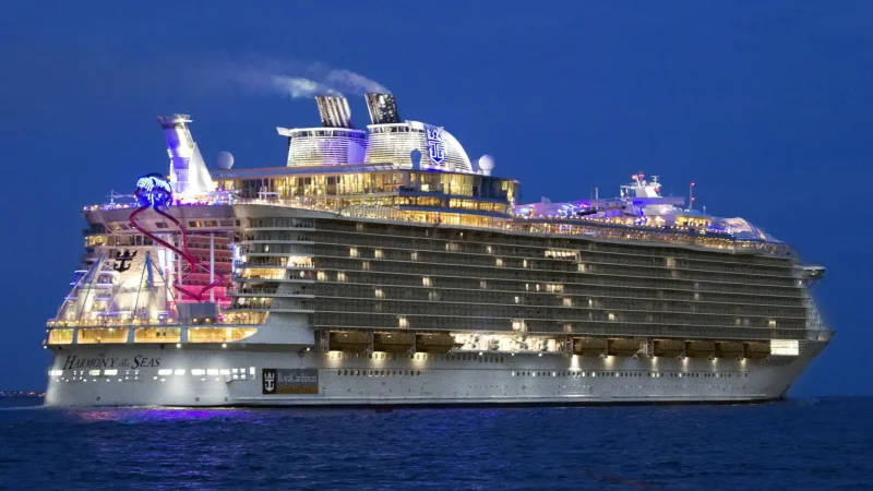 Symphony of the Seas круизный лайнер