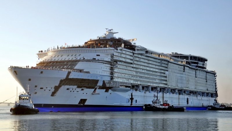 Модель лайнера Oasis of the Seas