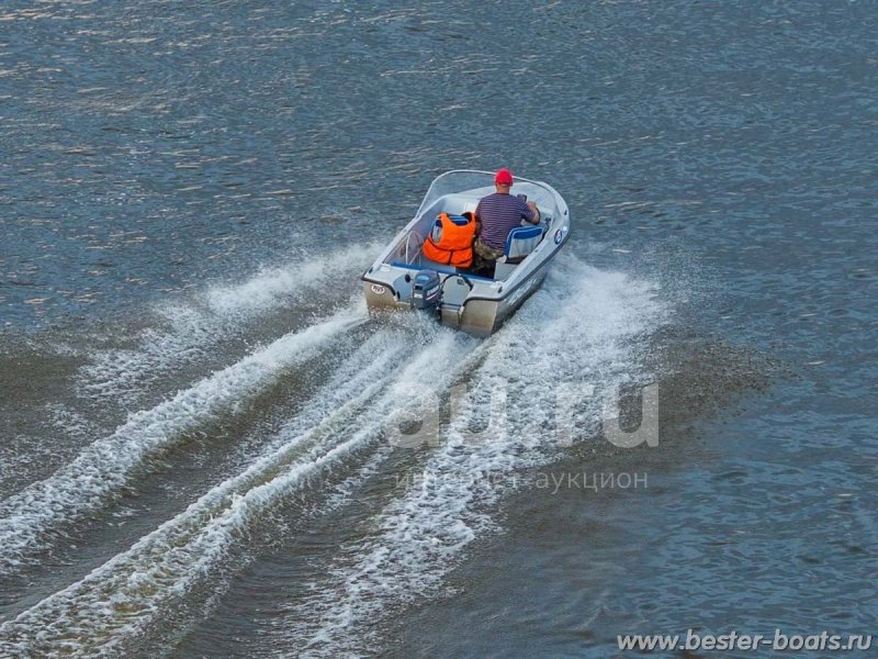 Моторная лодка bester-400
