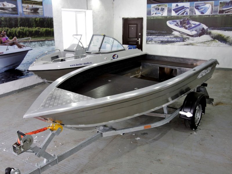 Алюминиевая моторная лодка bester-390dc