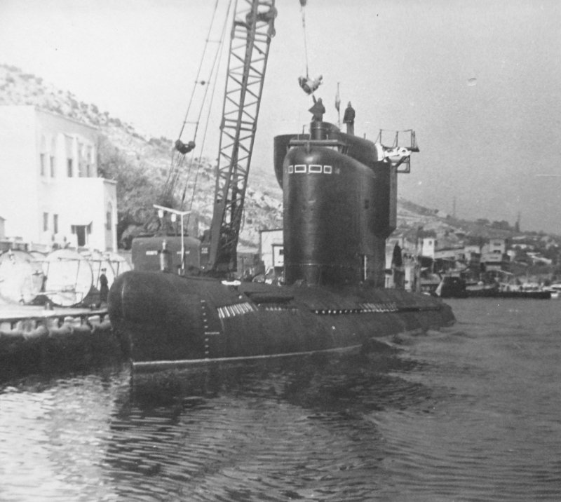 Советская подводная лодка проекта 611
