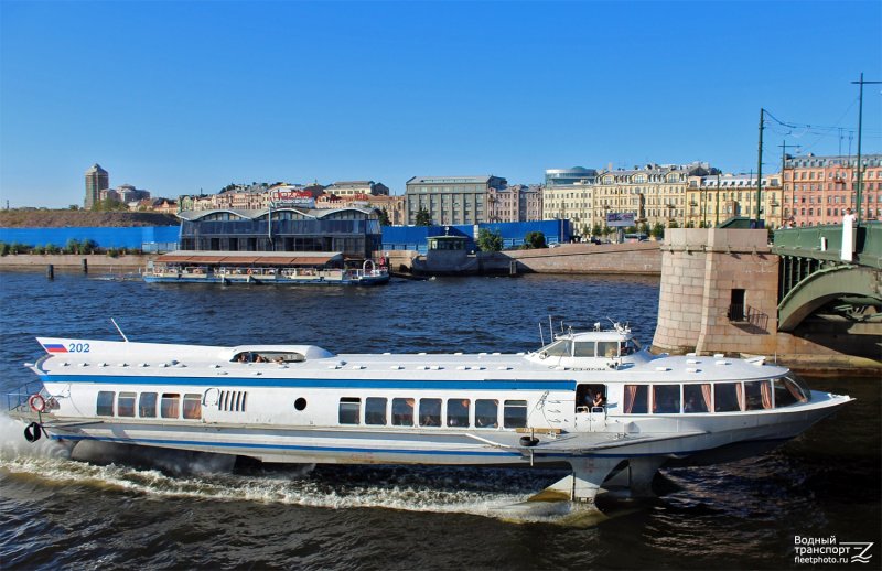 Метеор 197 теплоход
