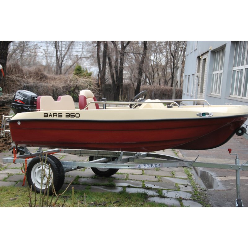 Пластиковая лодка Bars 400 Fisher
