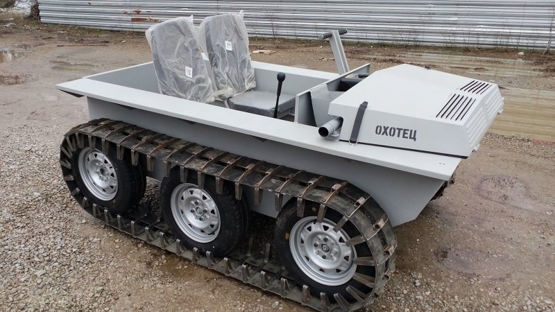 Гусеничный вездеход Polaris Rampage