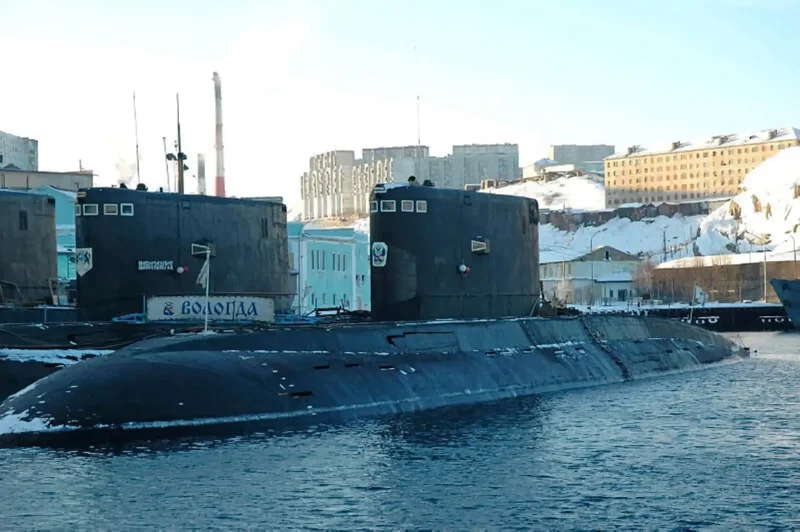 - ДЭПЛ «Вологда» б-402