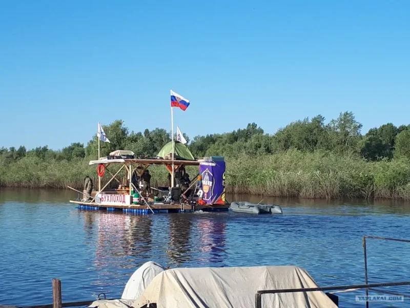Сплав на плоту по Волге