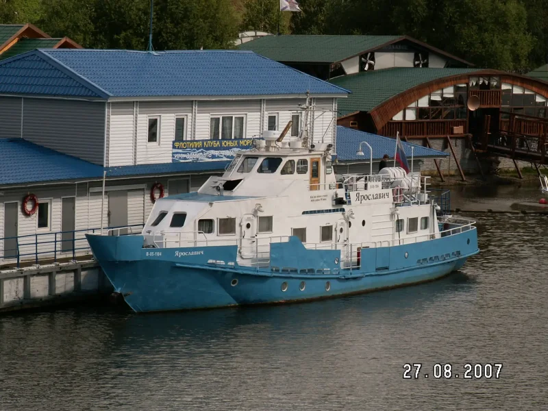 Катер Ярославец 376у
