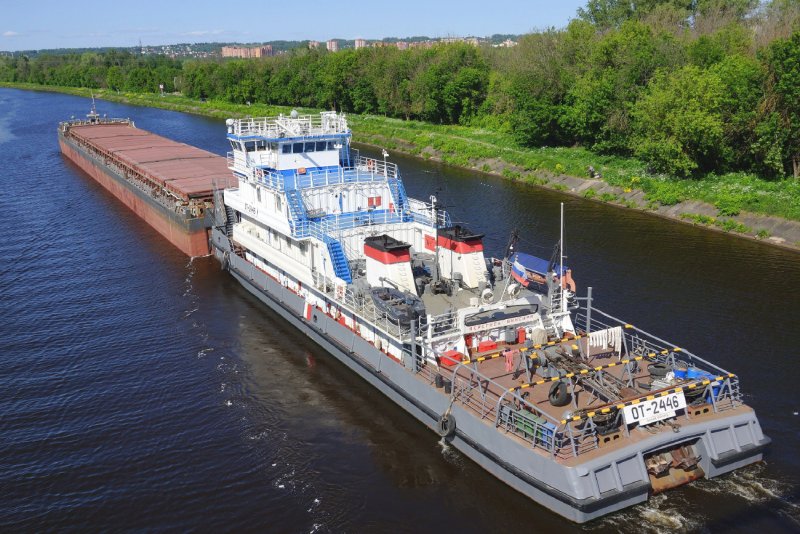 Морская баржа