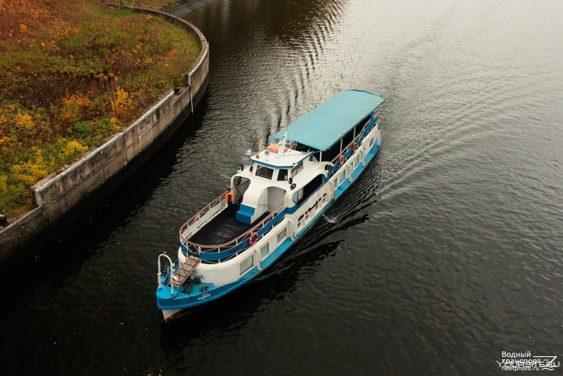 Баржа Куршилир