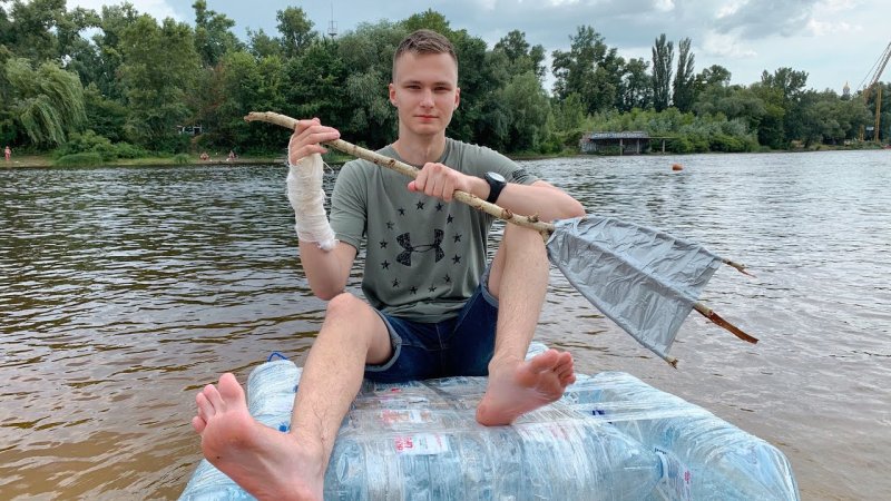 Плот из бутылок без скотча