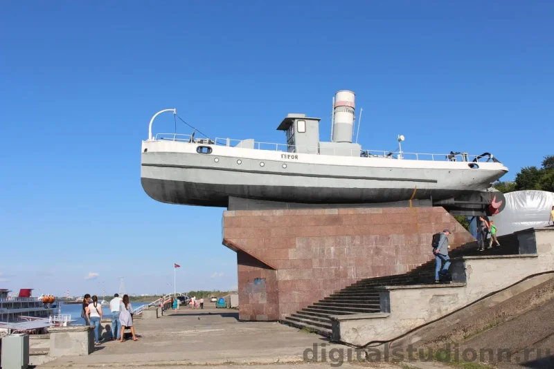 Памятник катер герой Нижний Новгород