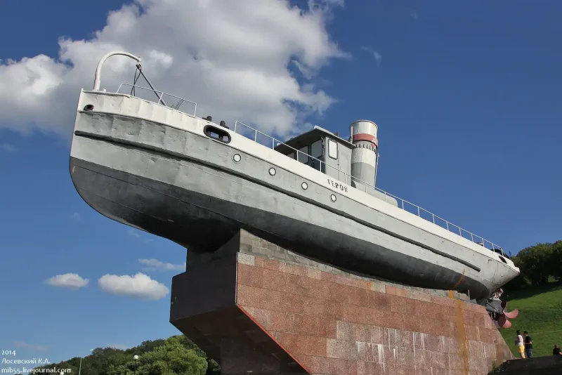 Памятник катер герой Нижний Новгород
