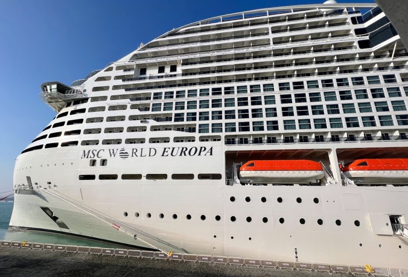 Лайнер MSC World Europa