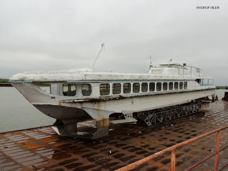 Теплоход ракета Омск
