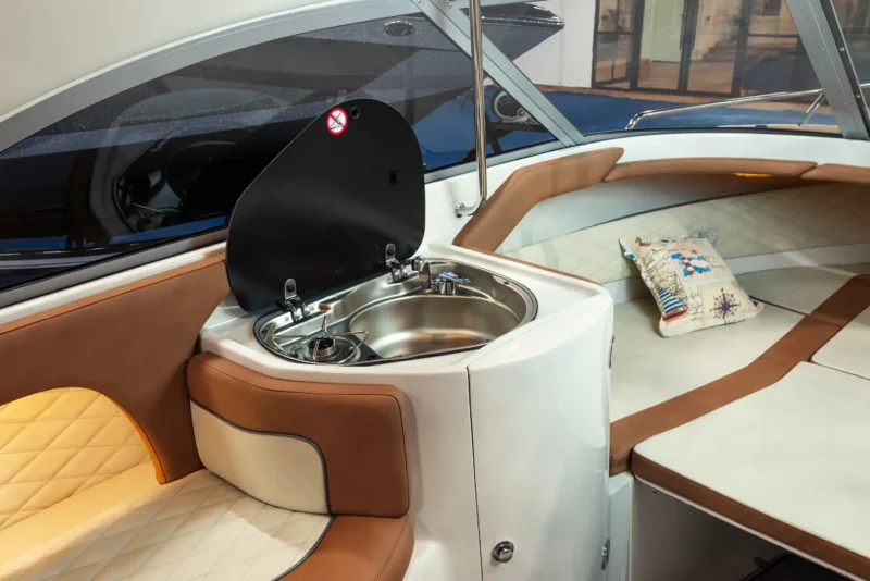 Enigma 590ht транец