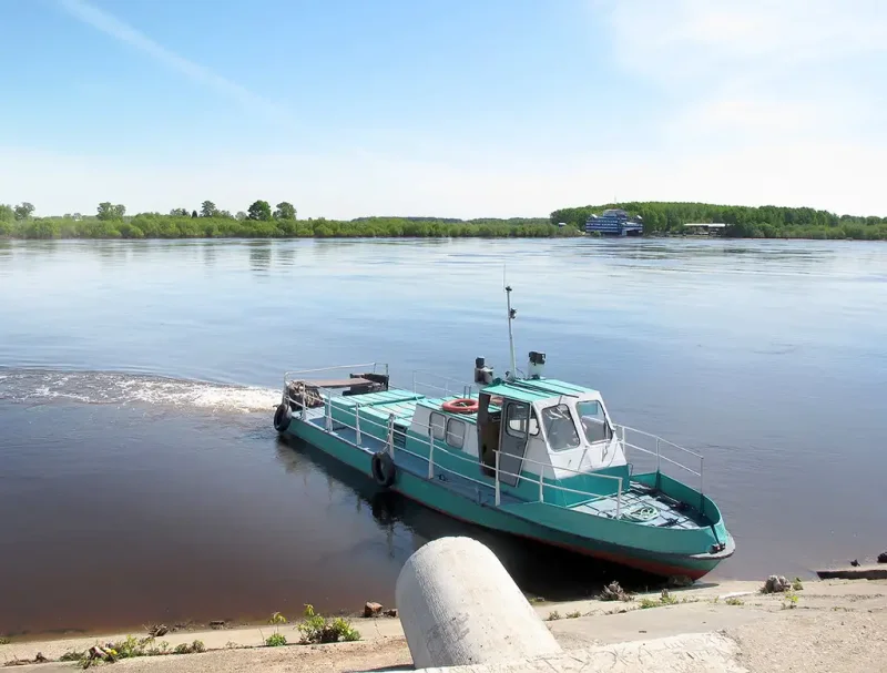 Катер КС 100