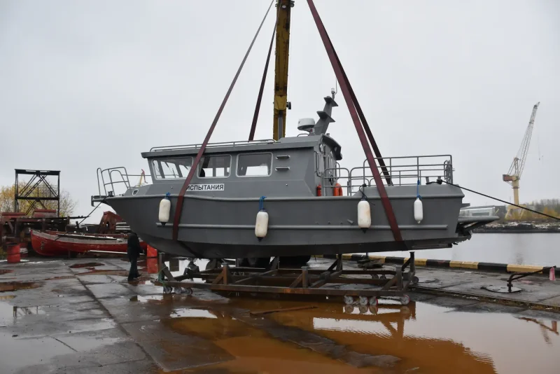 Морской катер Баренц 1100