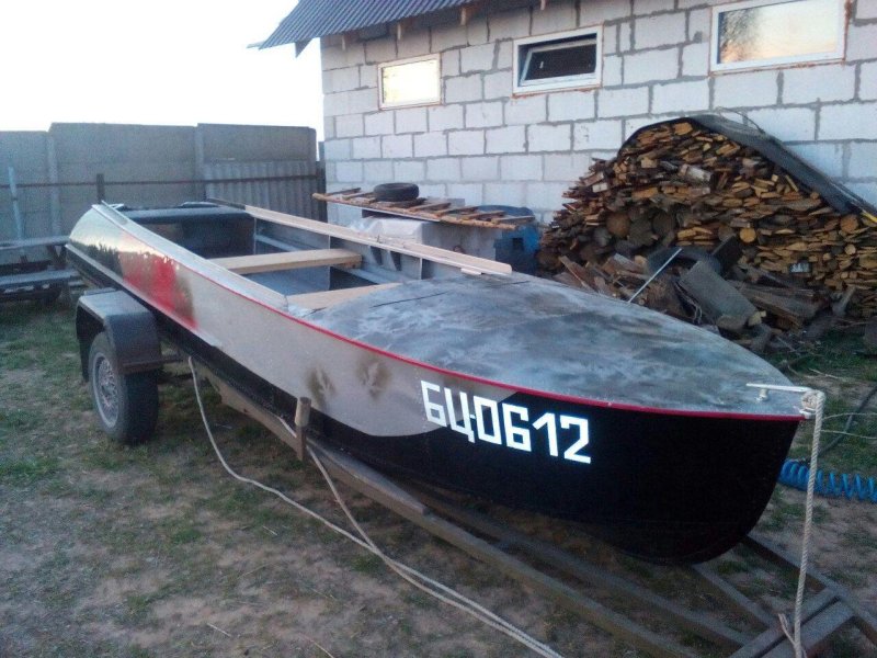 Лодка Казанка 5м