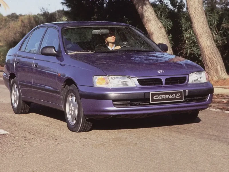 Toyota Carina e