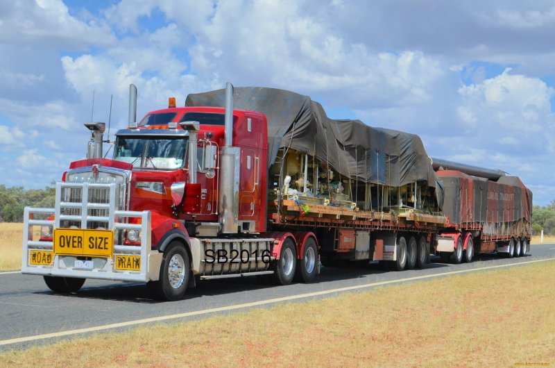 Грузовик Kenworth сцепка