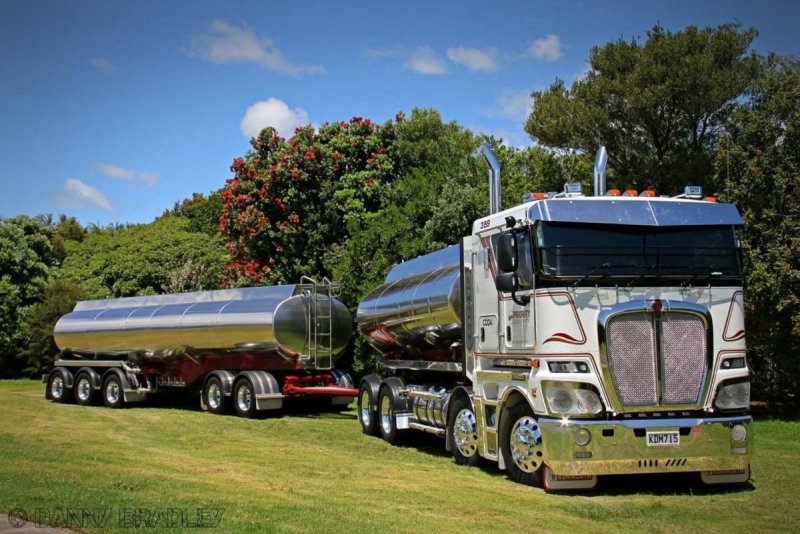 Kenworth k200 пятиосный