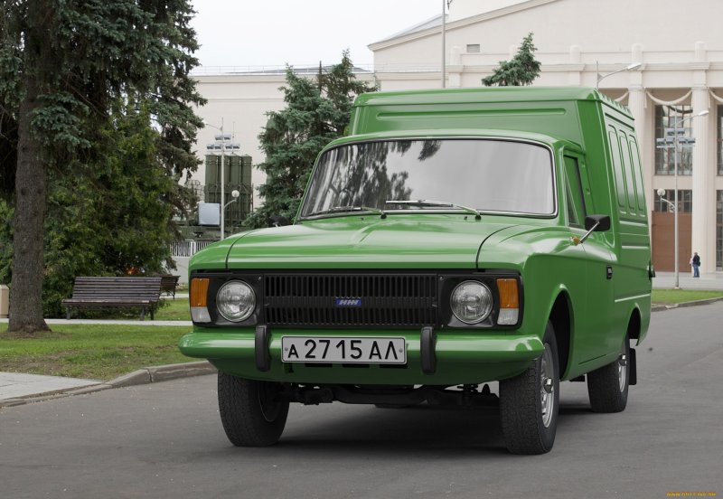 Москвич ИЖ 2715