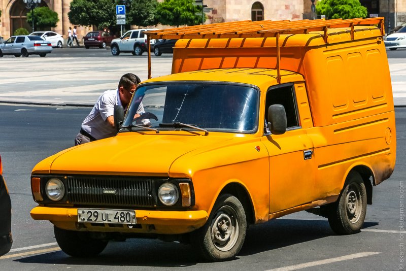 Москвич ИЖ 2715