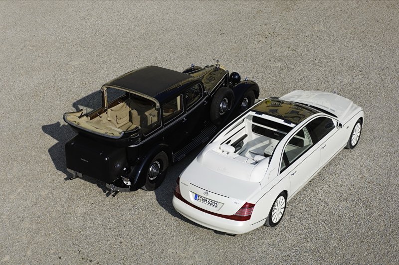 Машина Maybach 62s Landaulet