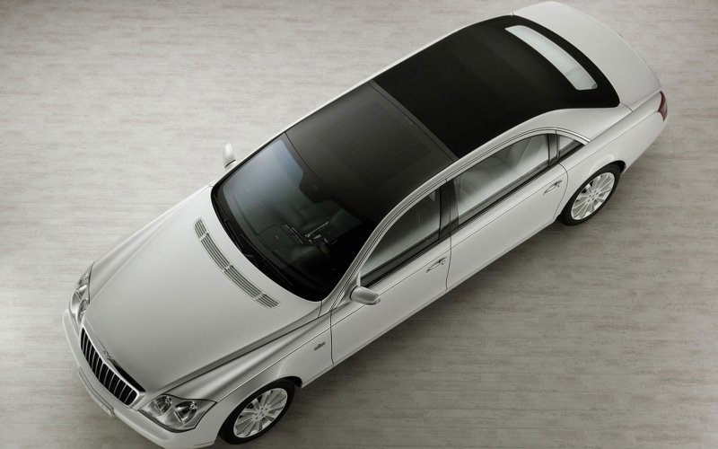 Машина Maybach 62s Landaulet
