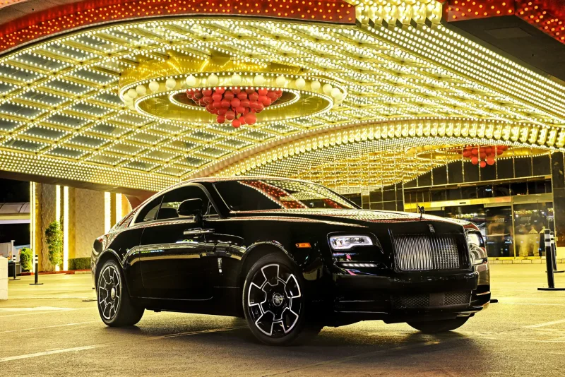 Автомобили Rolls-Royce Wraith