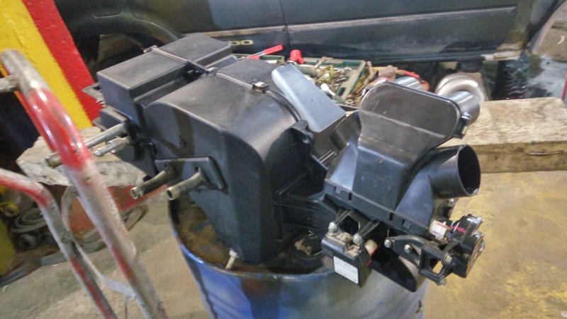 Радиатор печки ГАЗ 2705