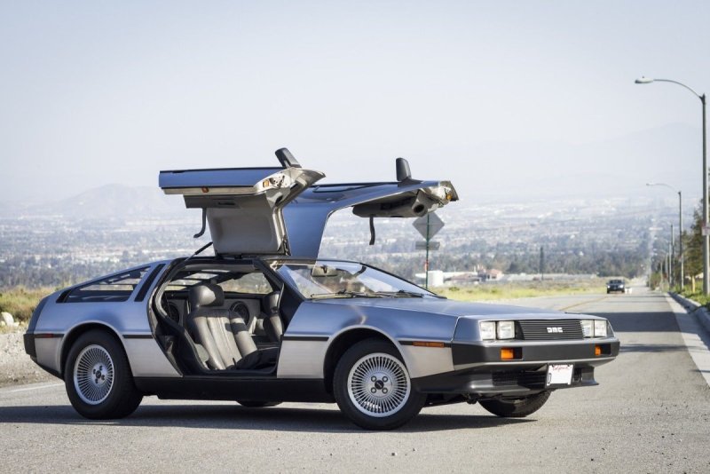GMC DELOREAN