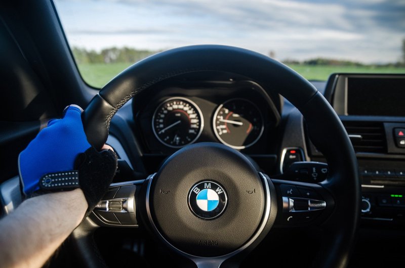 Руль БМВ i8