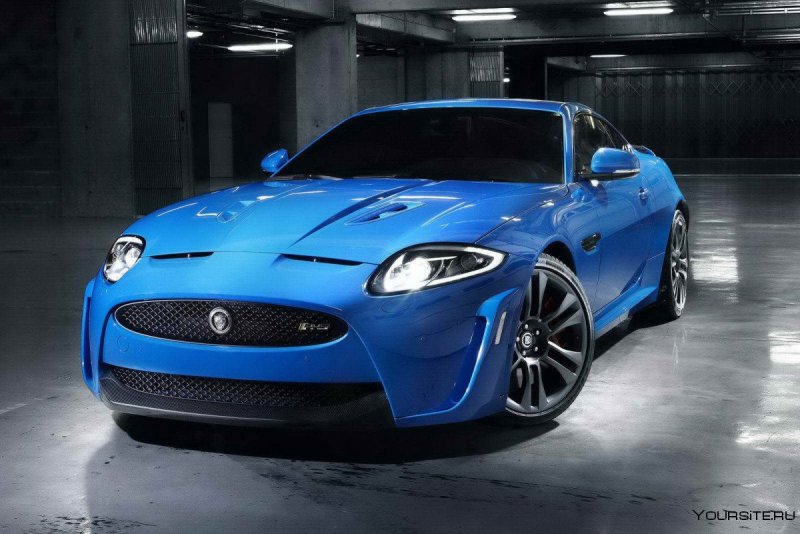 Ягуар XKR