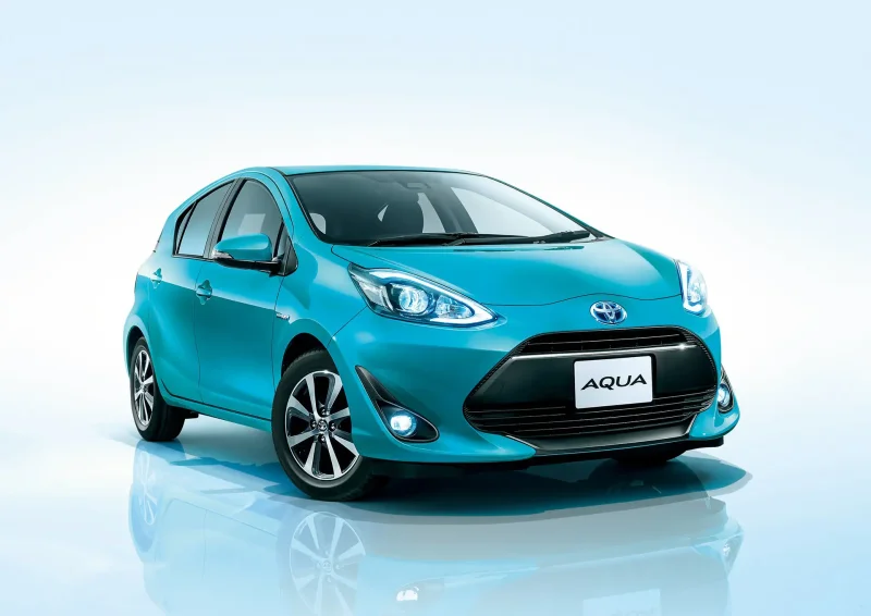Toyota Prius c/Aqua (nhp10)