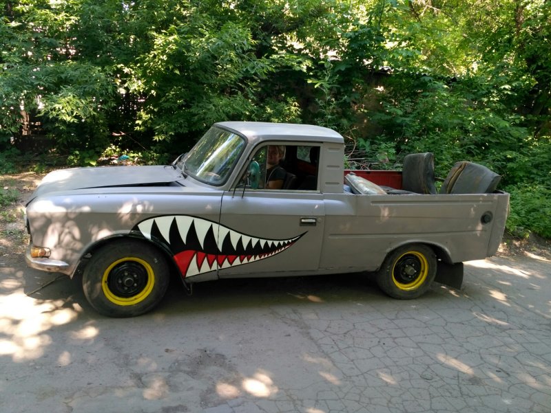 ЛУАЗ 967 967