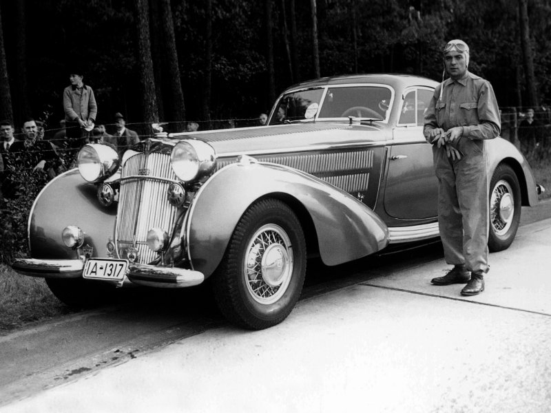 Audi Horch 853