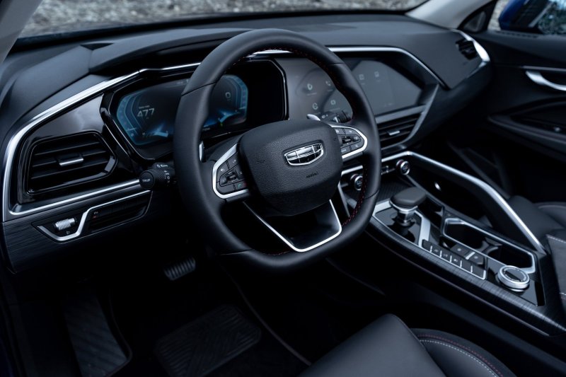 Новый кроссовер Geely Tugella