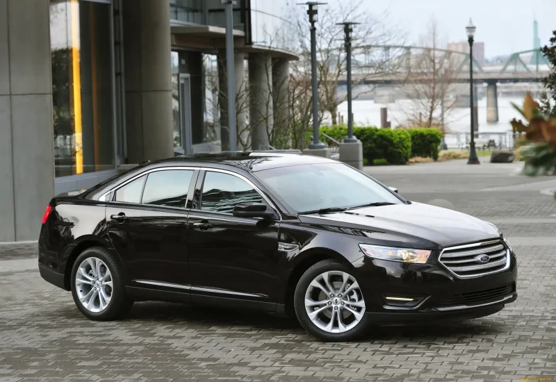 Ford Taurus 2013