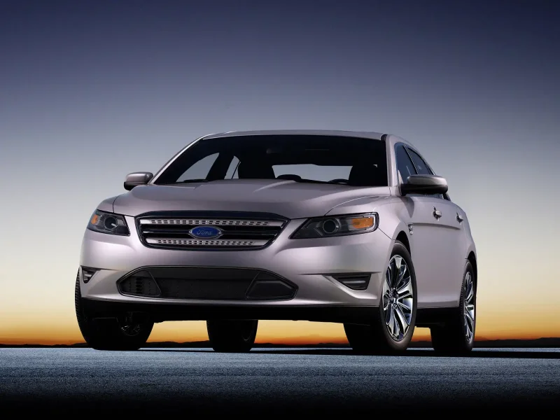 Ford Taurus 2021