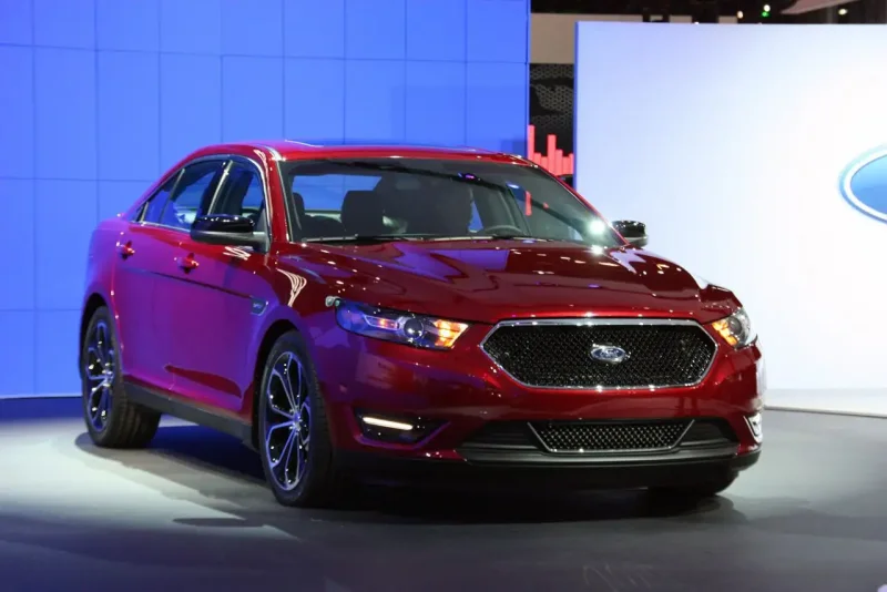 Ford Taurus Sho 2013